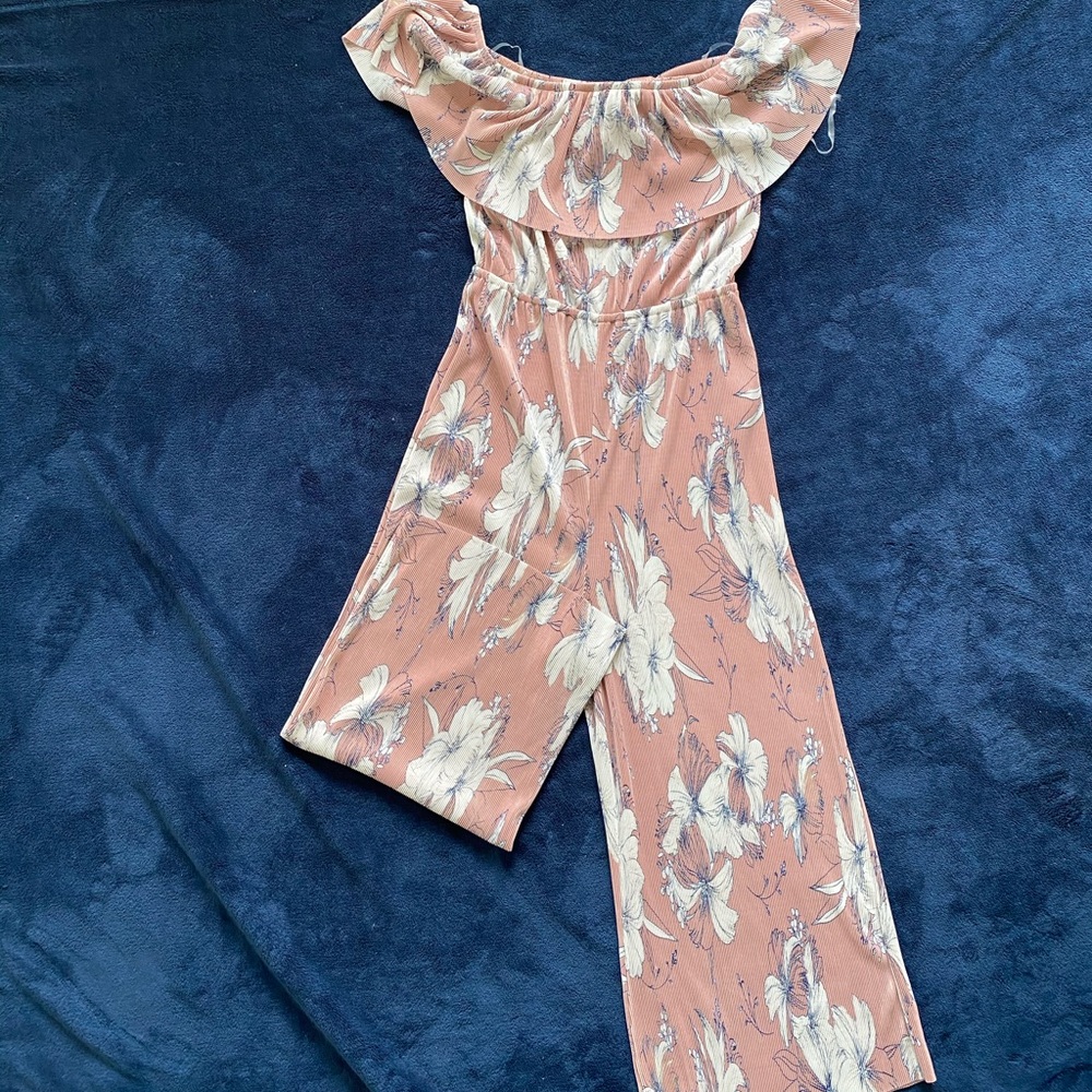 BRAND NEW! Off shoulder Romper